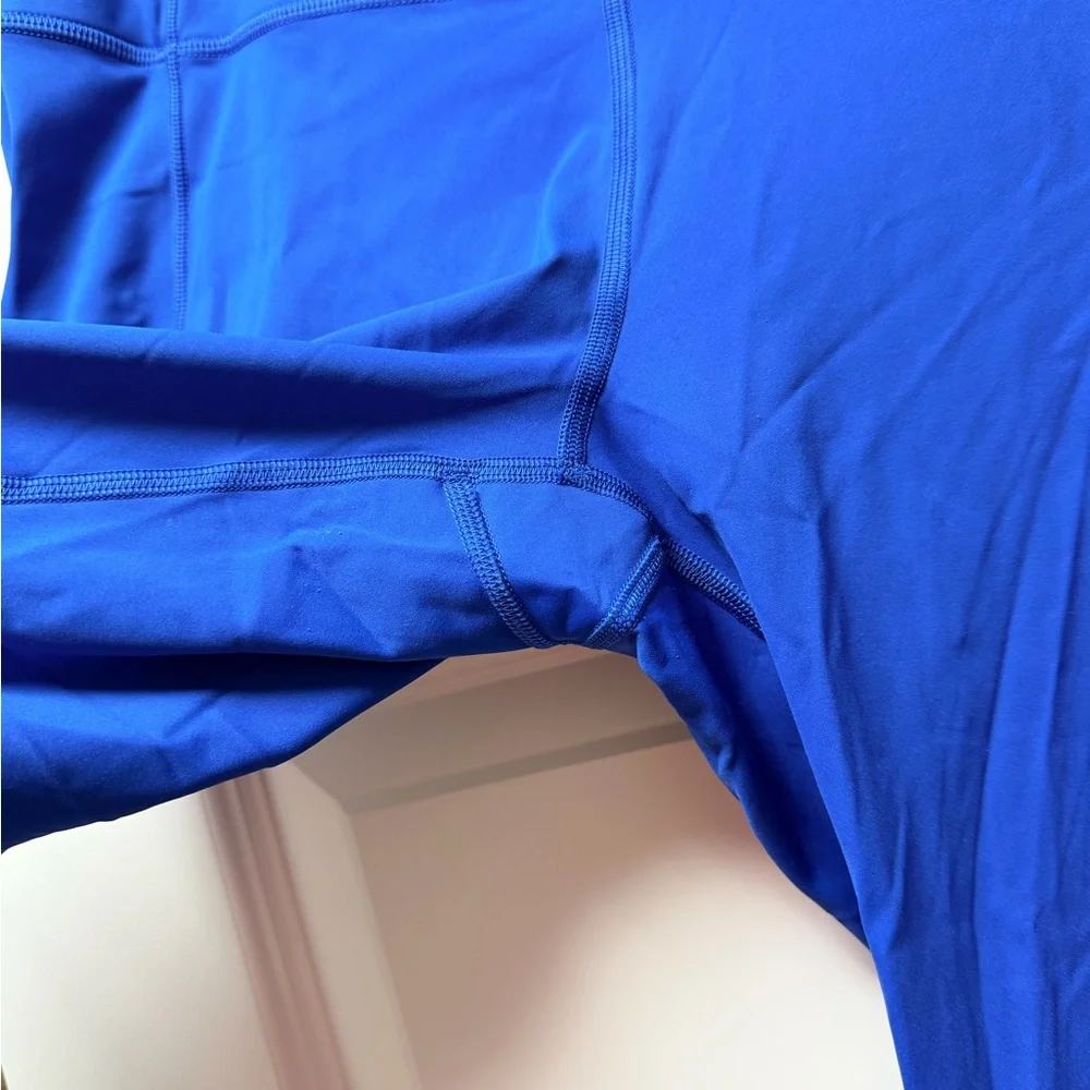 Lululemon Blue High-Waisted Cropped Leggings - Picture 3 of 3